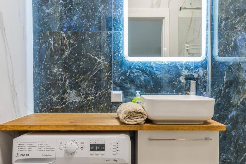 Golden Apartments Walowa 25 M21 Γκντανσκ Εξωτερικό φωτογραφία